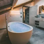 Livalpin - With Private Sauna & Whirlpool 아파트 *