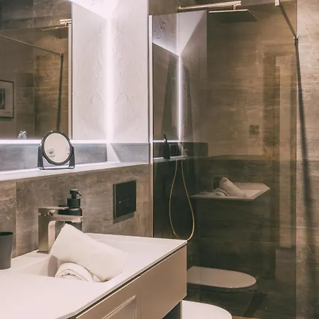 Livalpin - With Private Sauna & Whirlpool *